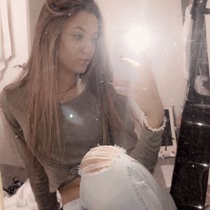 Meet your Posher, Katelyn